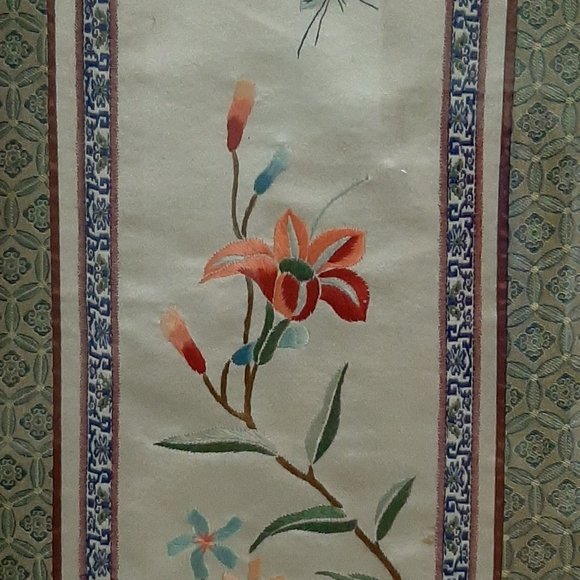 Silk Embroidered Picture - Picture 2 of 7